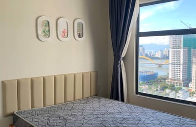 Vermietung einer neuen 2-Schlafzimmer-Wohnung mit Flussblick, Stadtteil Son Tra, Da Nang, Vietnam